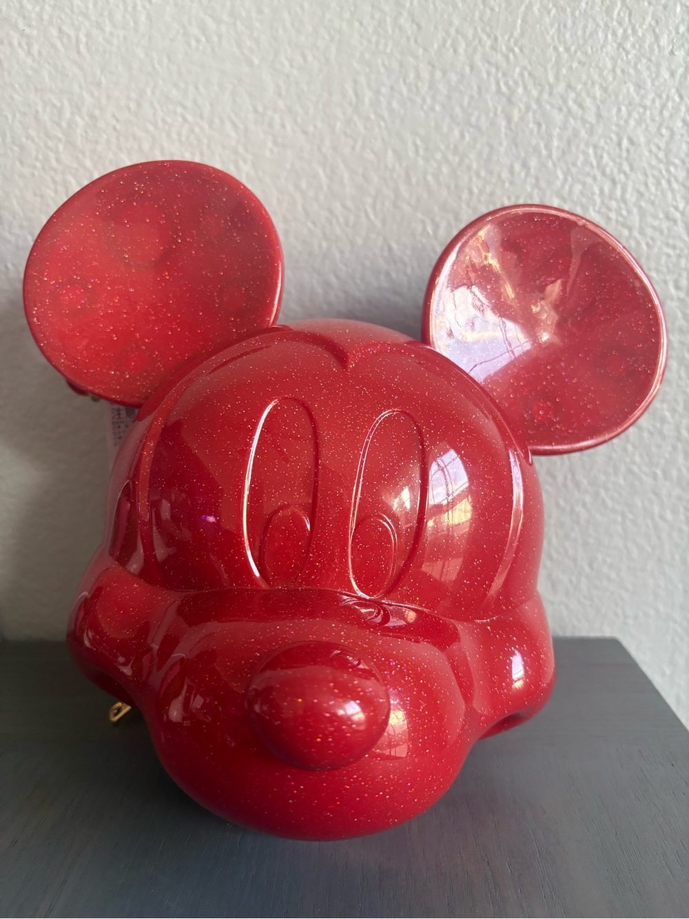 Disney Parks Loungefly Mickey
Mouse 3D Head Red Glitter
Crossbody Bag NWT